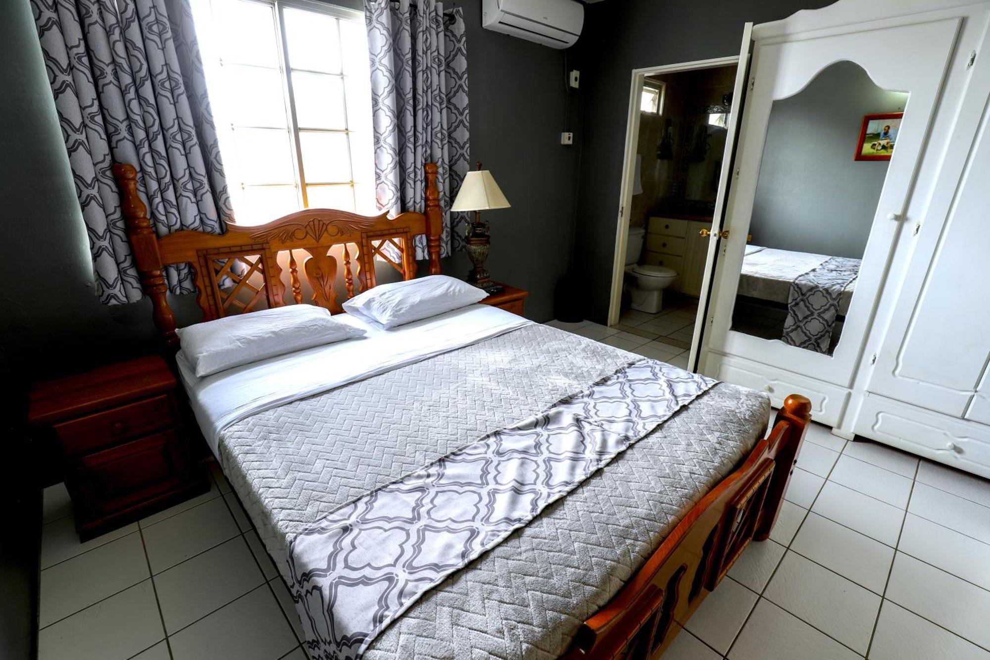 Airport Inn Piarco Ngoại thất bức ảnh