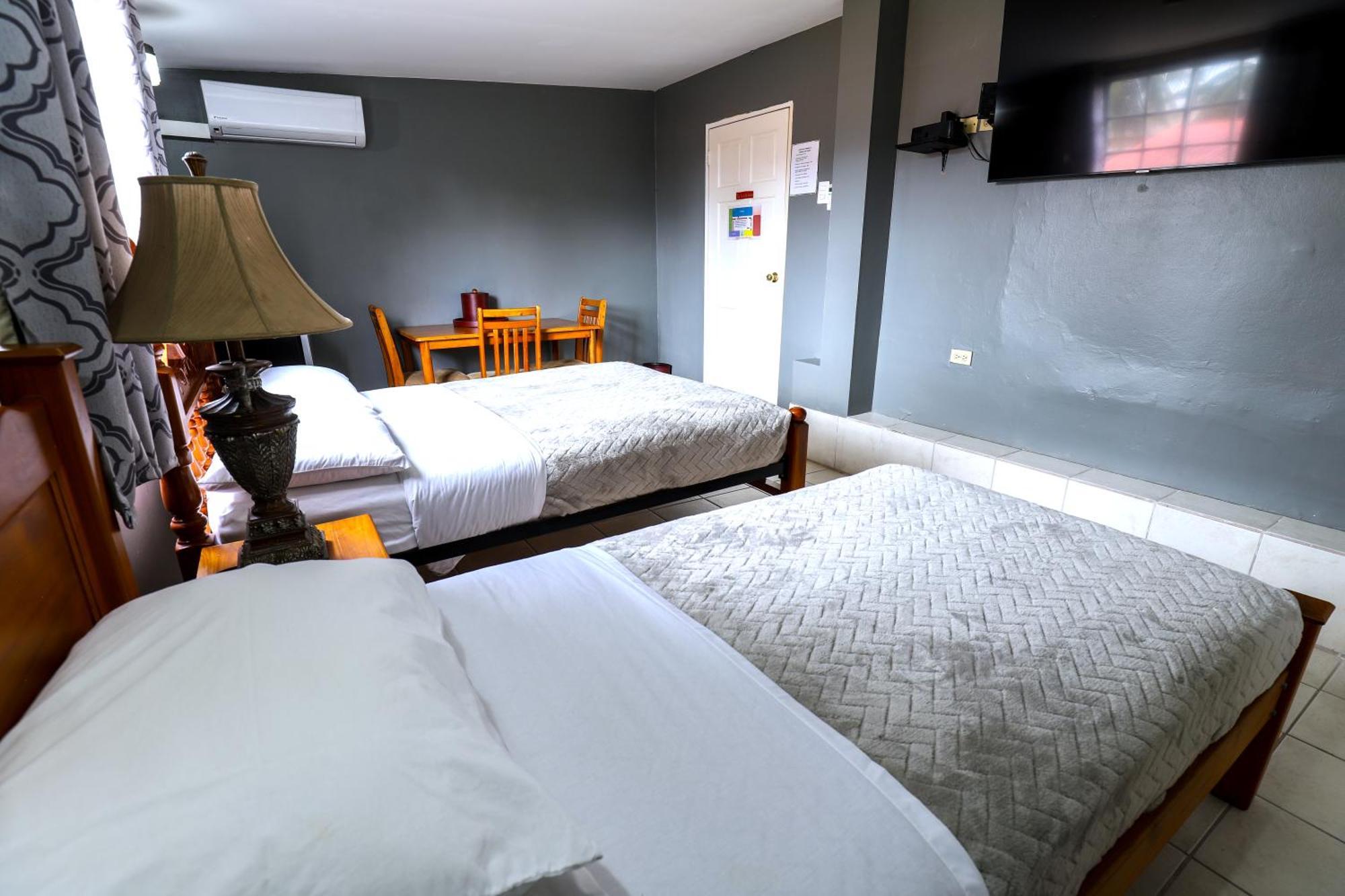 Airport Inn Piarco Ngoại thất bức ảnh
