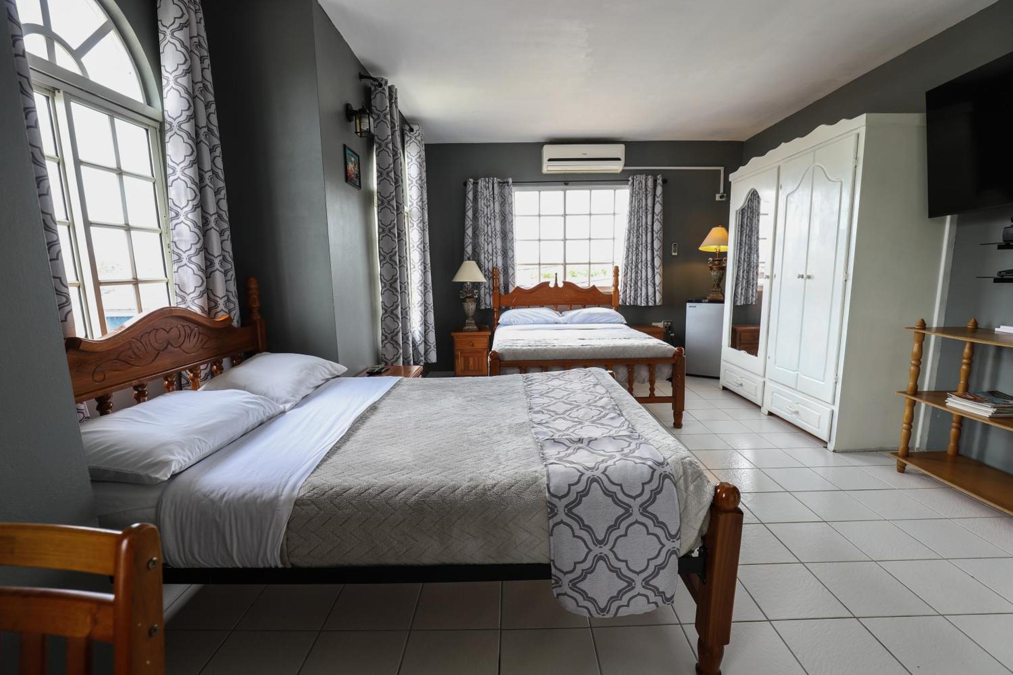 Airport Inn Piarco Ngoại thất bức ảnh