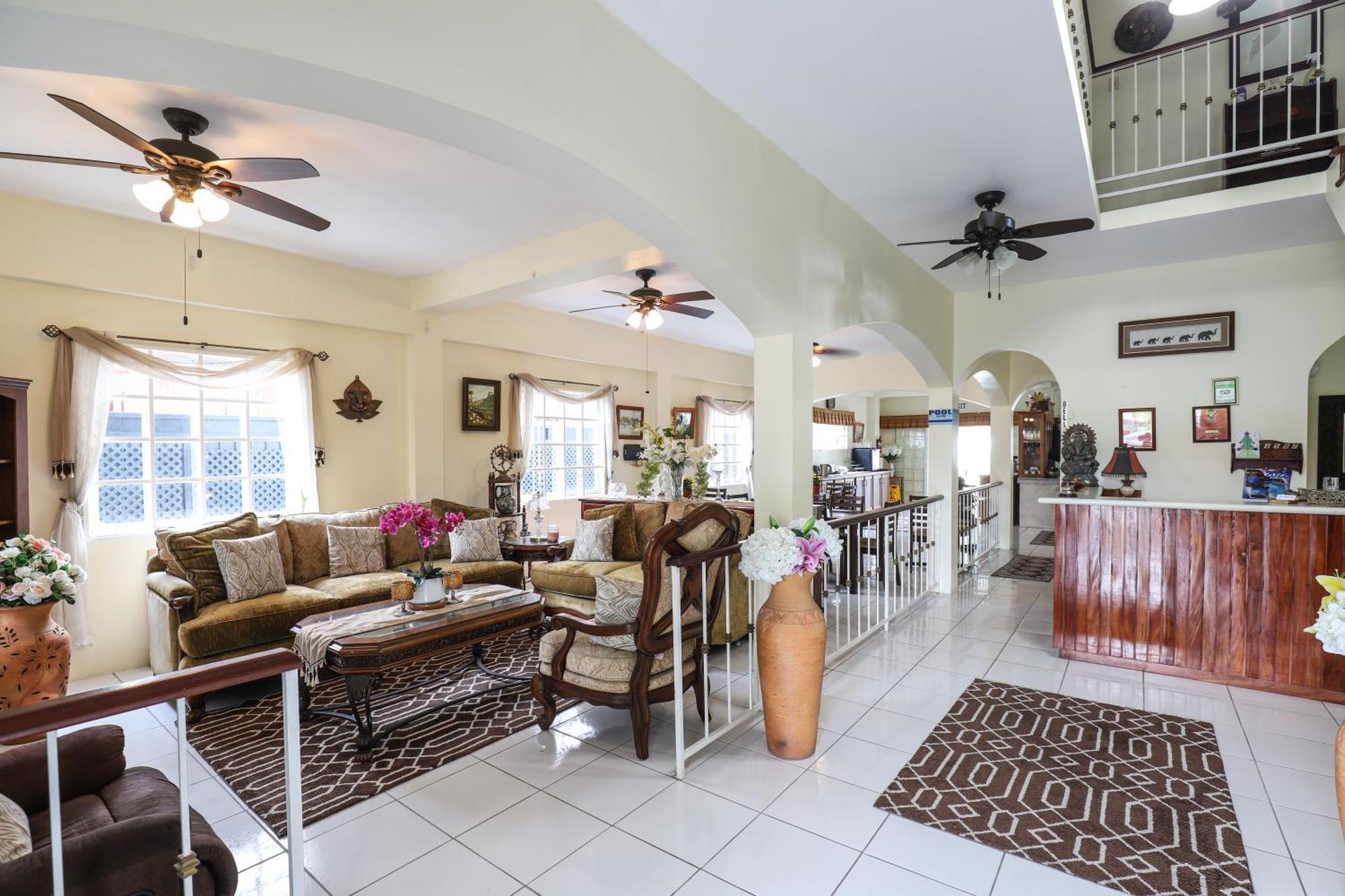 Airport Inn Piarco Ngoại thất bức ảnh