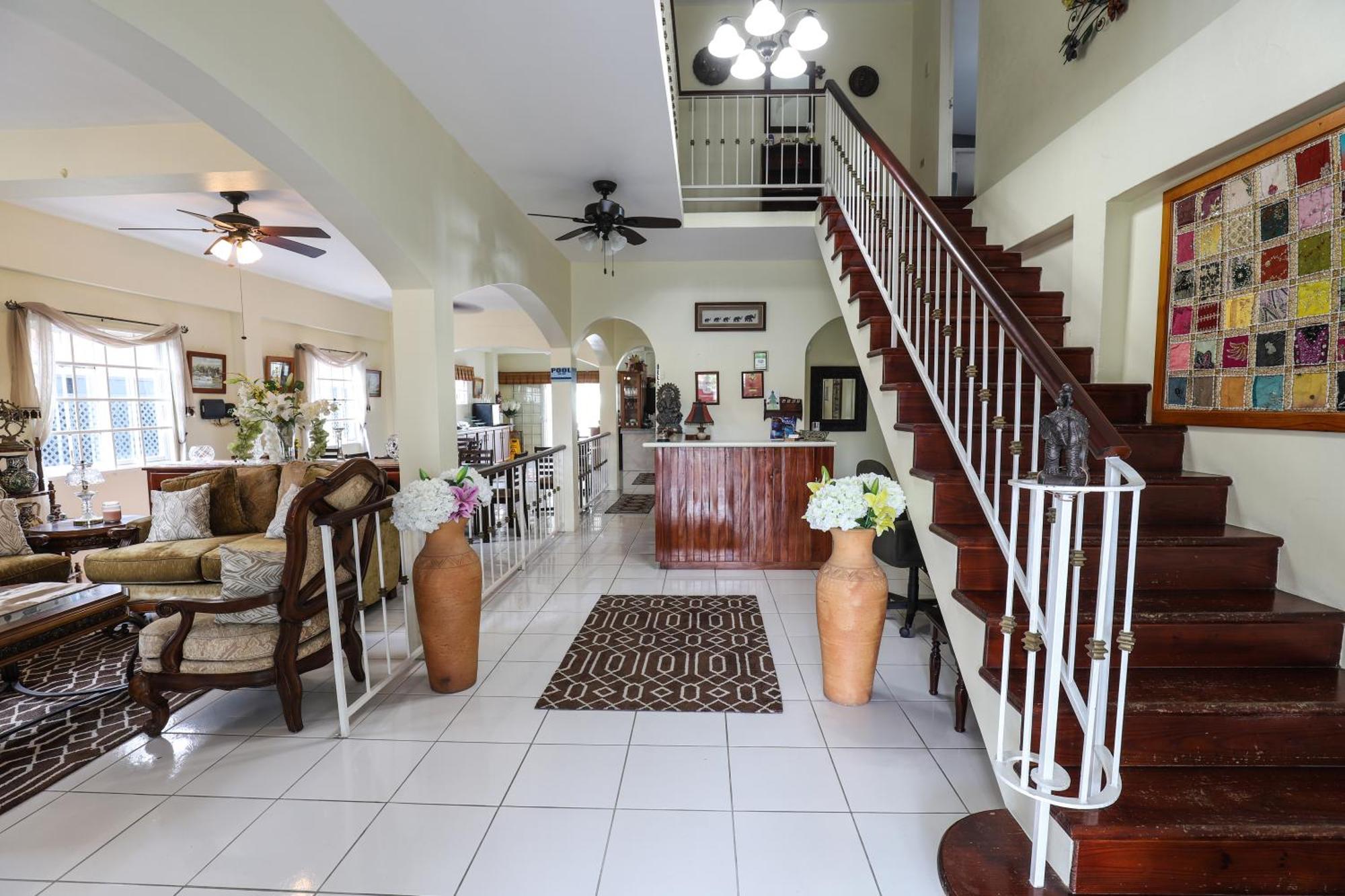 Airport Inn Piarco Ngoại thất bức ảnh